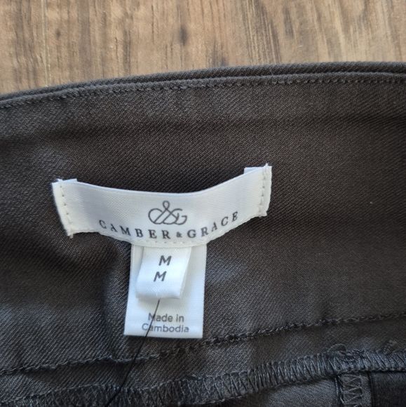 NWT Camber & Grace Size M Pants - Picture 4 of 8